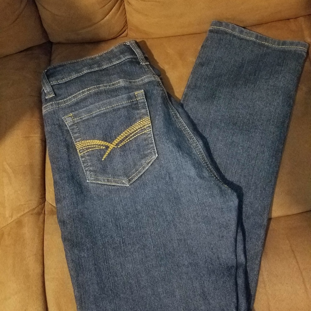 Blue denim - Picture 2 of 3